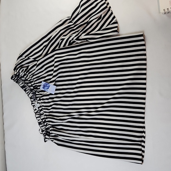 Libbey Edelman  Striped Off Shoulder One Sleeve Top. Size S - Picture 3 of 7